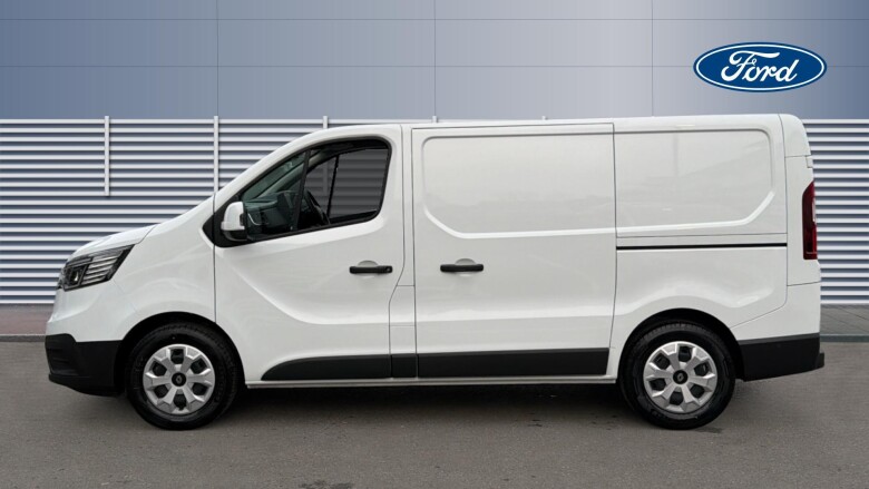 Renault Trafic E-Tech Swb Electric SL30 90kW 52kWh Advance Van Auto